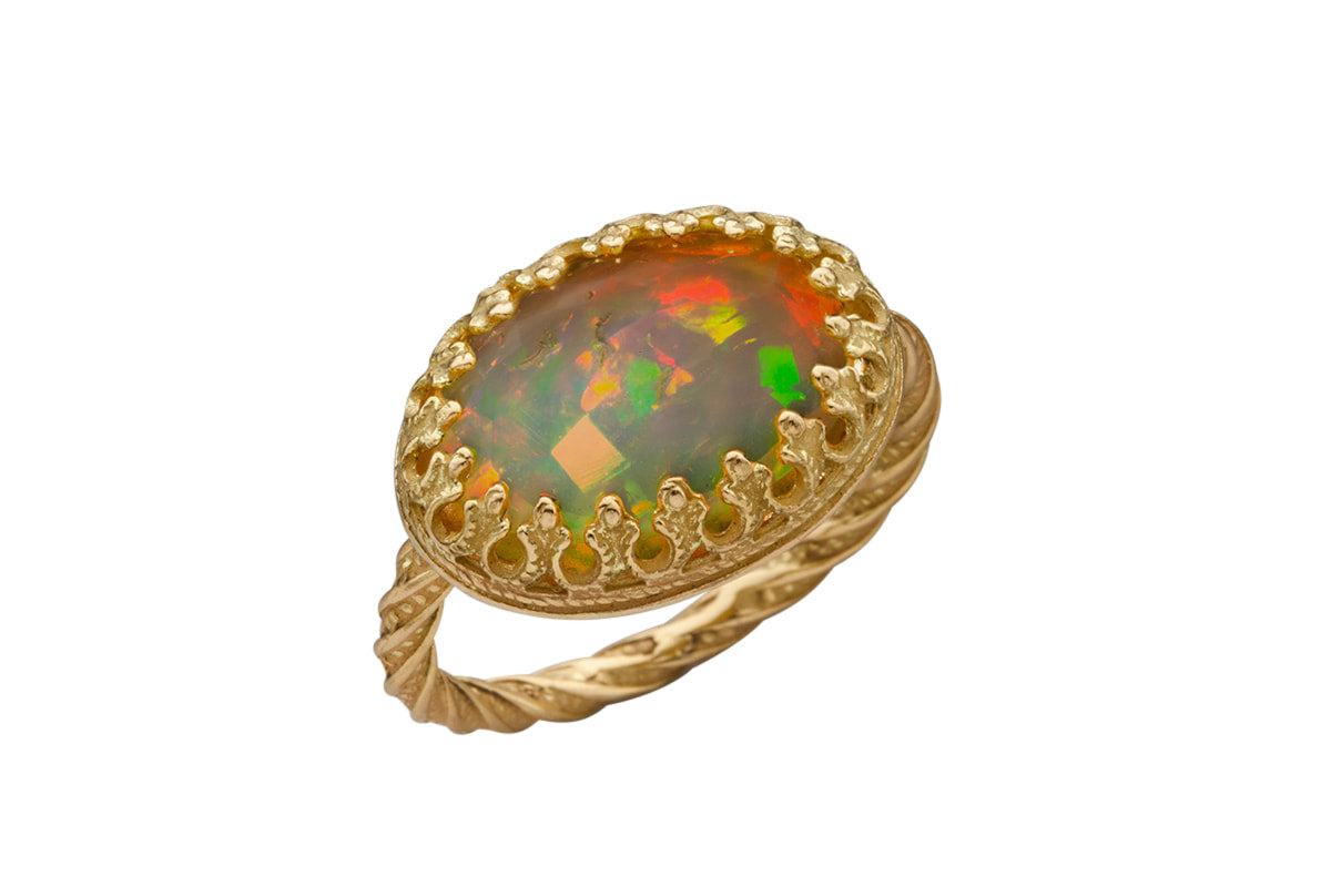 Ethiopian Opal 18K Gold Amare Ring